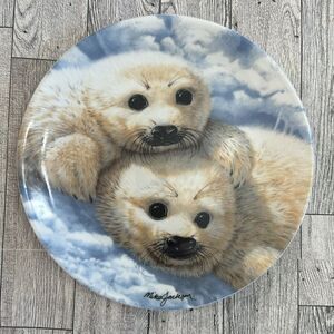 Vintage 1990 Royal Grafton "Baby Seals" by Mike Jackson Collectors Plate #H3349